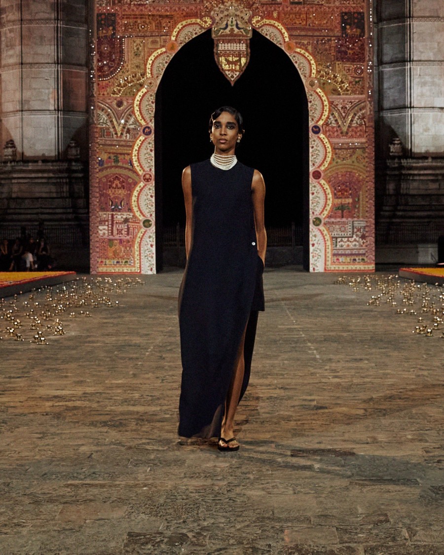 Ο Dior μετέτρεψε την εμβληματική πύλη της Ινδίας στη Βομβάη σ' ένα φαντασμαγορικό σκηνικό- Φωτογραφία 52