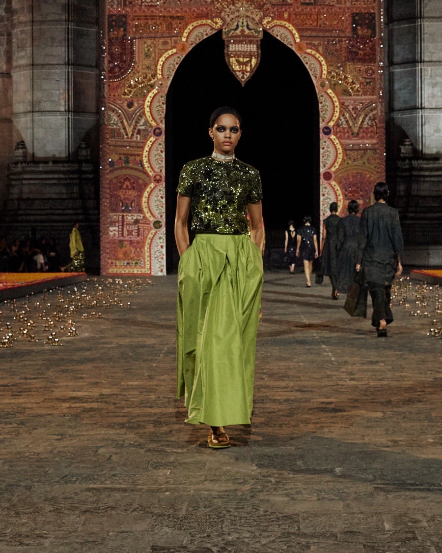 Ο Dior μετέτρεψε την εμβληματική πύλη της Ινδίας στη Βομβάη σ' ένα φαντασμαγορικό σκηνικό- Φωτογραφία 37