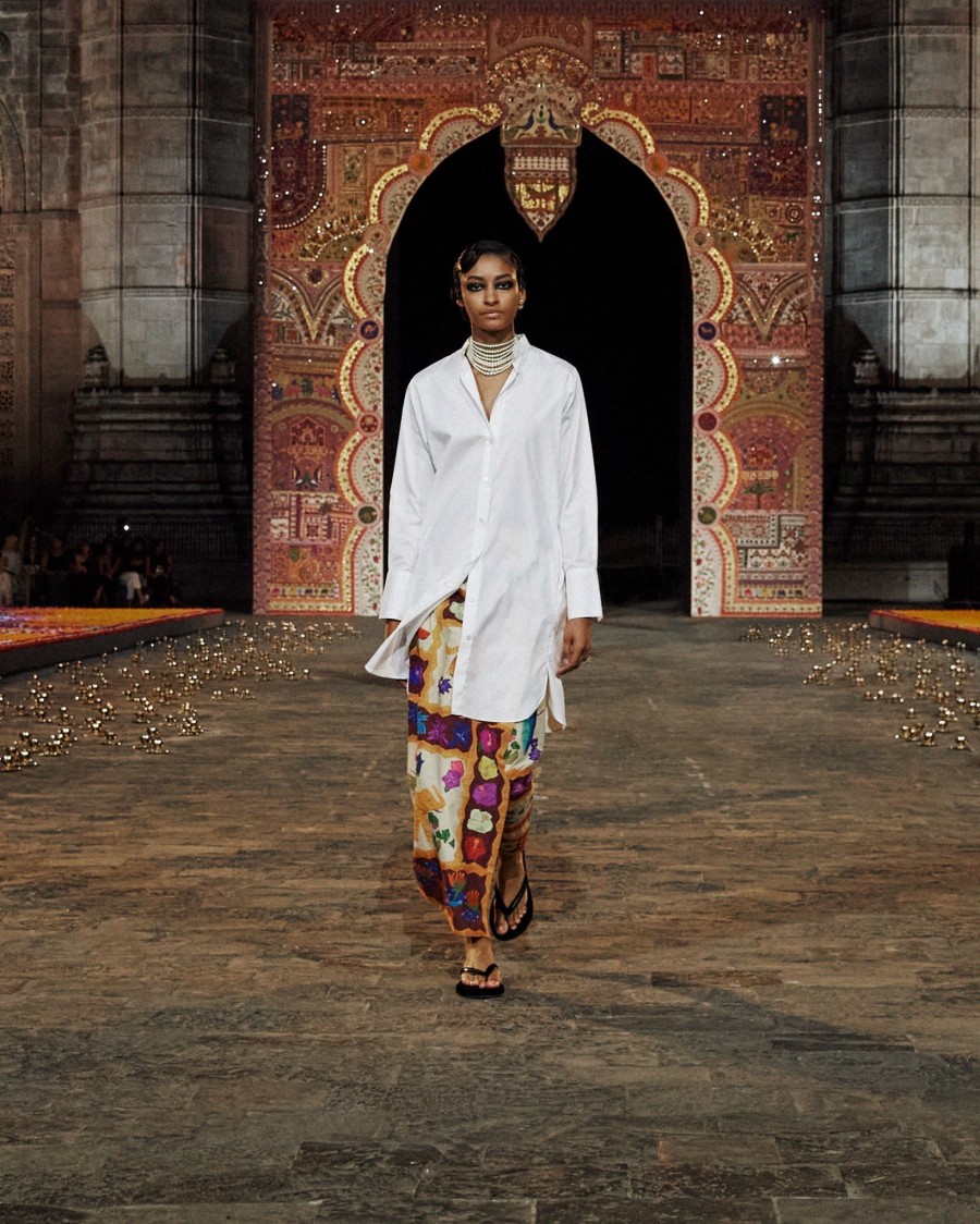 Ο Dior μετέτρεψε την εμβληματική πύλη της Ινδίας στη Βομβάη σ' ένα φαντασμαγορικό σκηνικό- Φωτογραφία 30