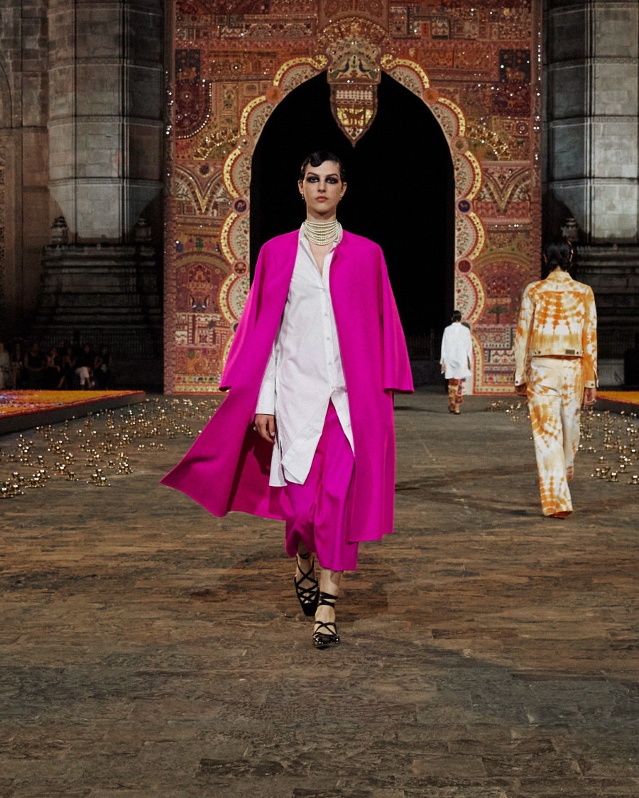 Ο Dior μετέτρεψε την εμβληματική πύλη της Ινδίας στη Βομβάη σ' ένα φαντασμαγορικό σκηνικό- Φωτογραφία 22