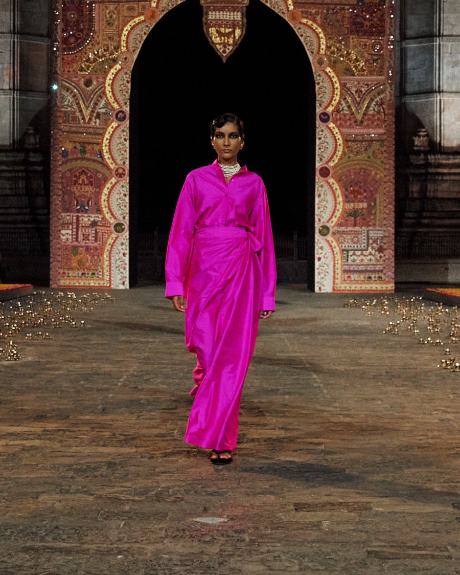 Ο Dior μετέτρεψε την εμβληματική πύλη της Ινδίας στη Βομβάη σ' ένα φαντασμαγορικό σκηνικό- Φωτογραφία 19