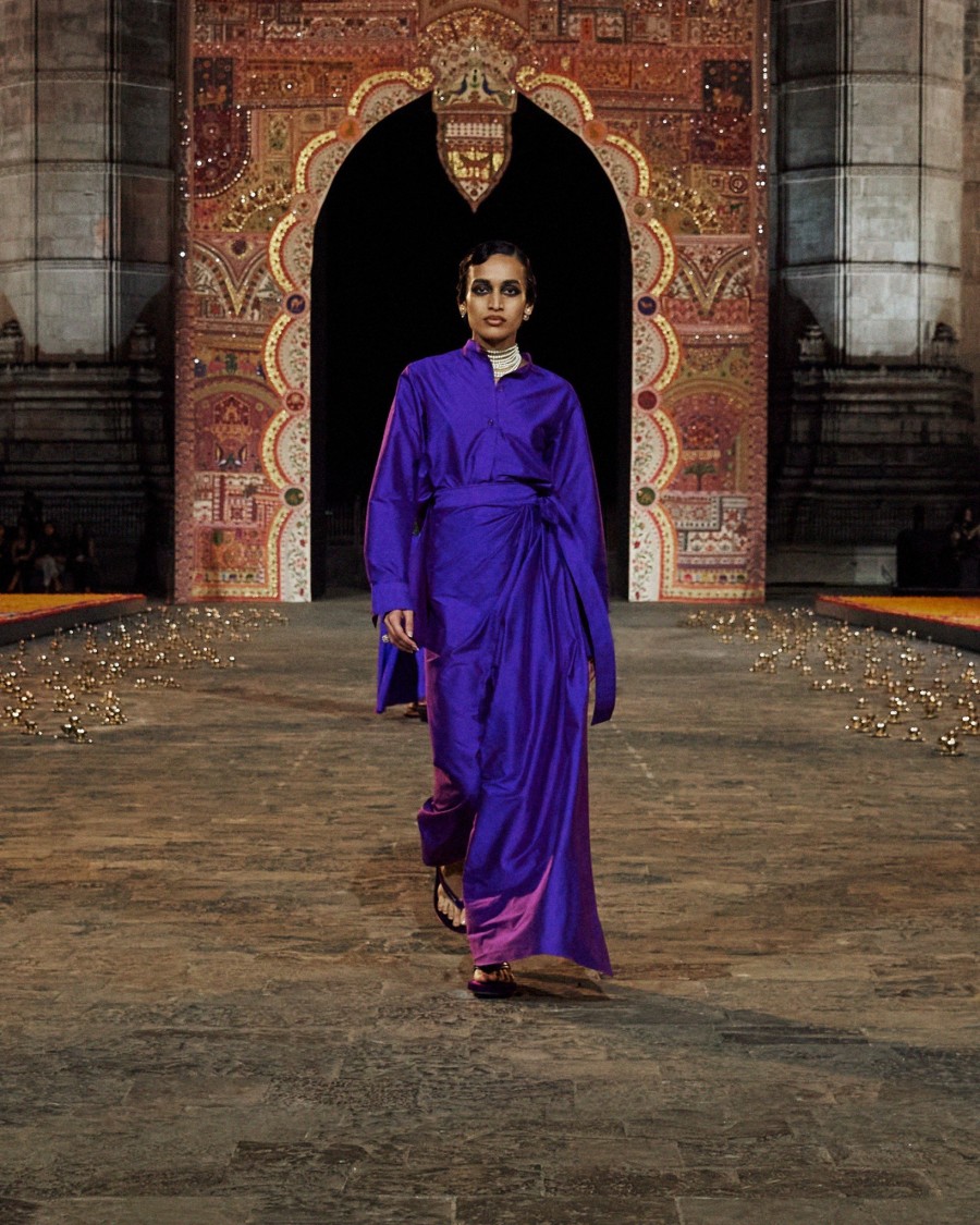 Ο Dior μετέτρεψε την εμβληματική πύλη της Ινδίας στη Βομβάη σ' ένα φαντασμαγορικό σκηνικό- Φωτογραφία 6
