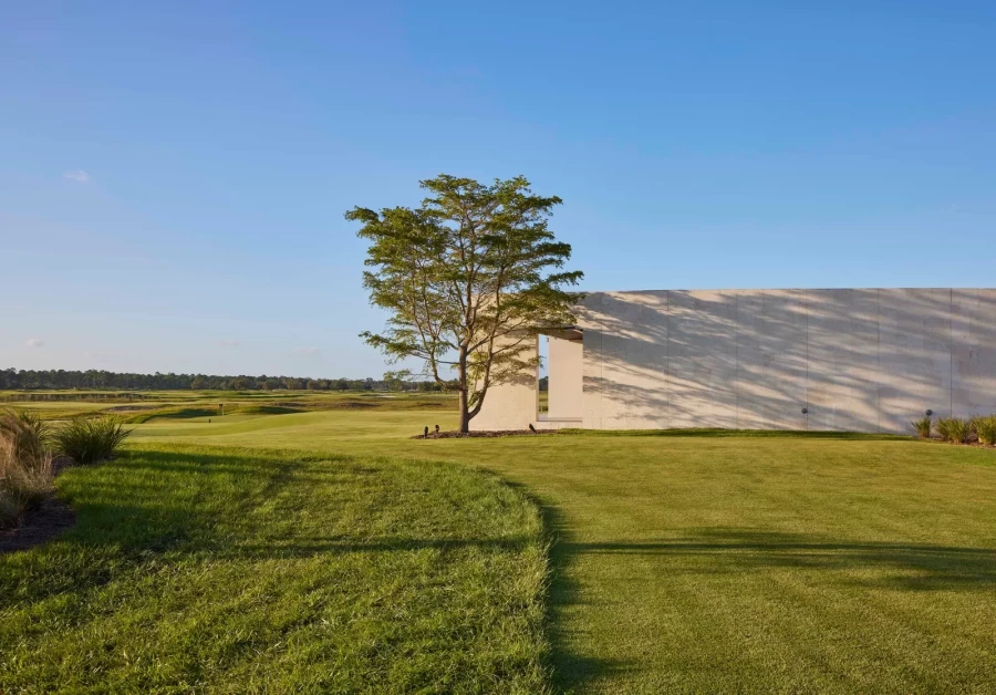 Περιηγηθείτε στο πολυτελές Golf Club Grove XXII του Michael Jordan στη Φλόριντα- Φωτογραφία 1