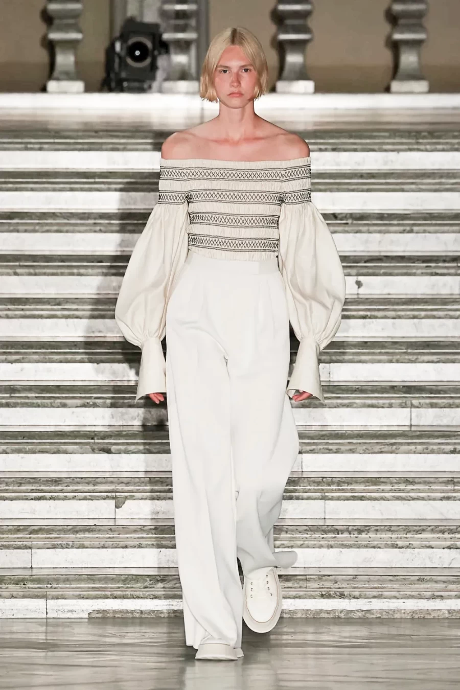 Max Mara Resort 2024: Με Swedish mid-summer διάθεση ταξιδέψαμε σε λογοτεχνικούς κόσμους- Φωτογραφία 13