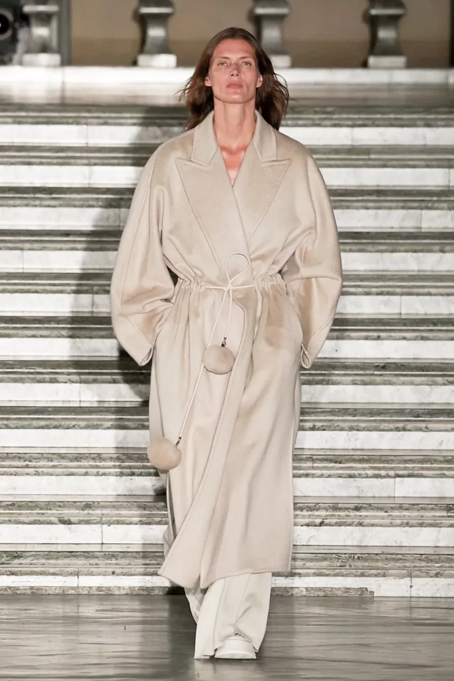 Max Mara Resort 2024: Με Swedish mid-summer διάθεση ταξιδέψαμε σε λογοτεχνικούς κόσμους- Φωτογραφία 15