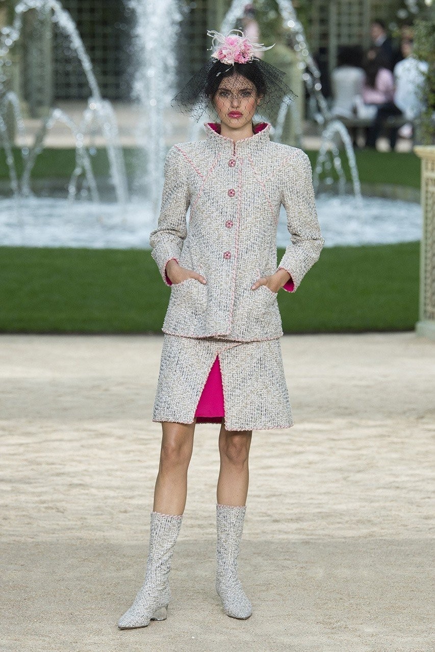 Το haute couture show της Chanel ταξιδεύει στους κήπους των Βερσαλλιών - Φωτογραφία 2