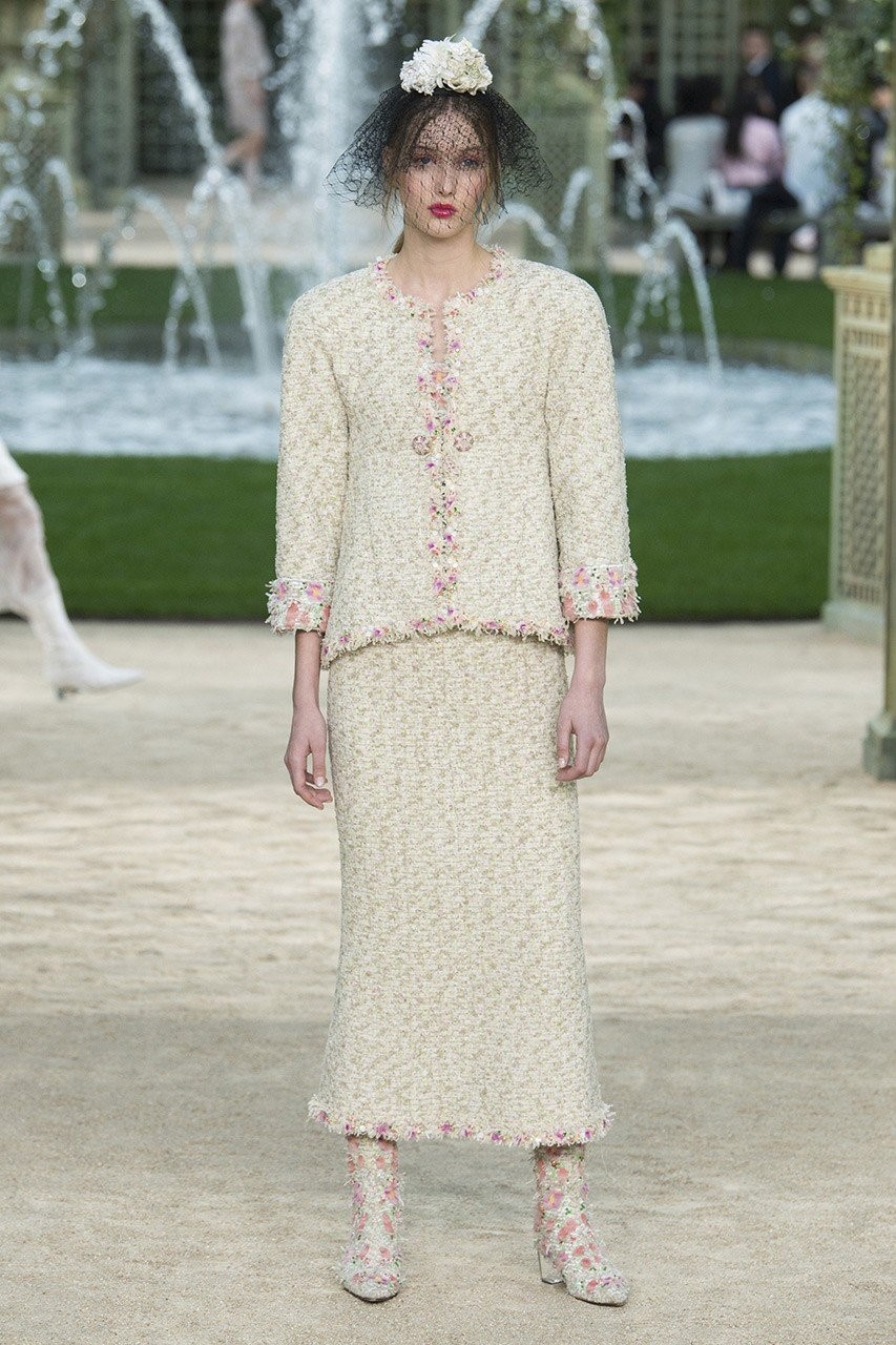 Το haute couture show της Chanel ταξιδεύει στους κήπους των Βερσαλλιών - Φωτογραφία 8