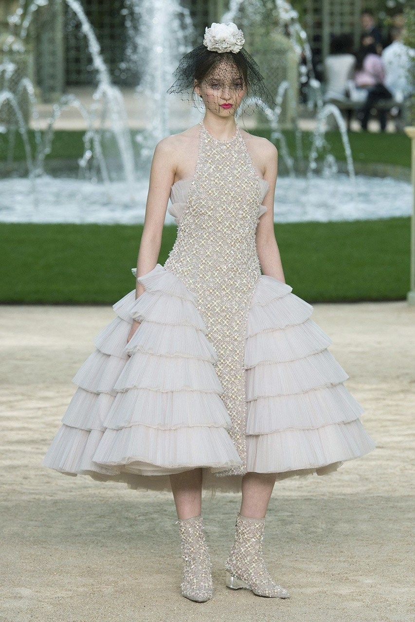 Το haute couture show της Chanel ταξιδεύει στους κήπους των Βερσαλλιών - Φωτογραφία 34