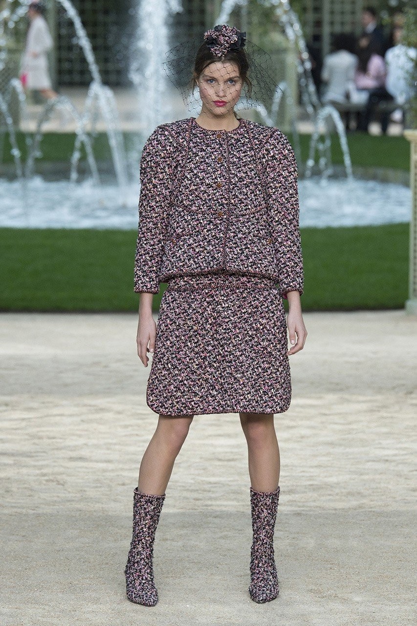 Το haute couture show της Chanel ταξιδεύει στους κήπους των Βερσαλλιών - Φωτογραφία 1