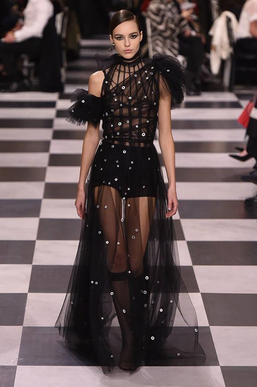 Το σουρεαλιστικό Haute Couture show του οίκου Dior - Φωτογραφία 20