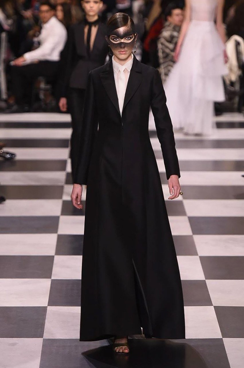 Το σουρεαλιστικό Haute Couture show του οίκου Dior - Φωτογραφία 40