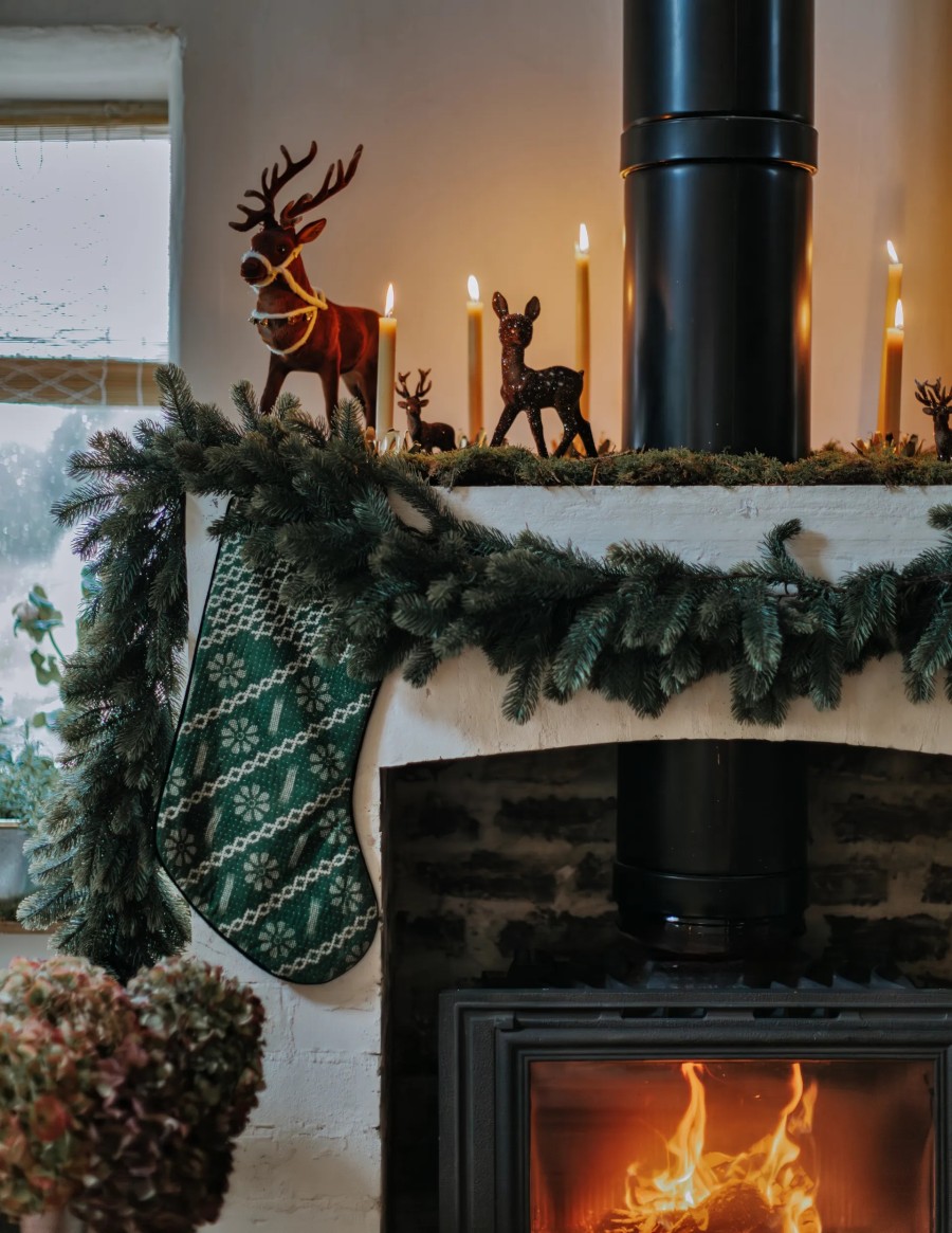 Πώς η Amanda Brooks στόλισε για τα Χριστούγεννα την υπέροχη κατοικία της στην Αγγλία- Φωτογραφία 2