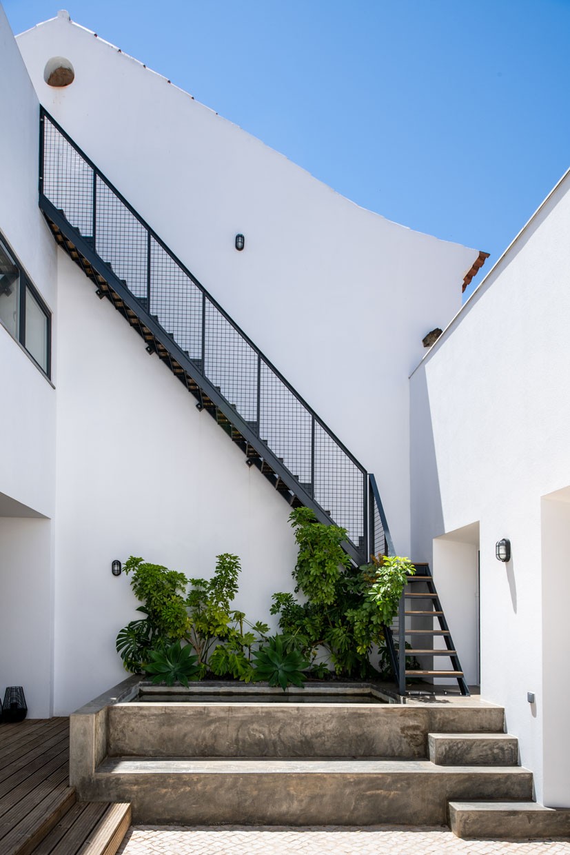 Μια εξοχική κατοικία στην Πορτογαλία είναι γεμάτη φως και artistic λεπτομέρειες- Φωτογραφία 6