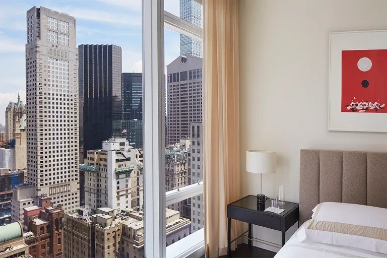 Στην κορυφή του Baccarat Hotel & Residences στο Manhattan, αυτό το loft ξεχωρίζει για τον μοντερνισμό του- Φωτογραφία 2