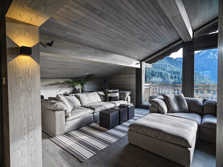 Mountain Chic: Ένα εξαιρετικά κομψό chalet στις γαλλικές Άλπεις επανασχεδιάστηκε από την περίφημη interior designer Kelly Hoppen- Φωτογραφία 3