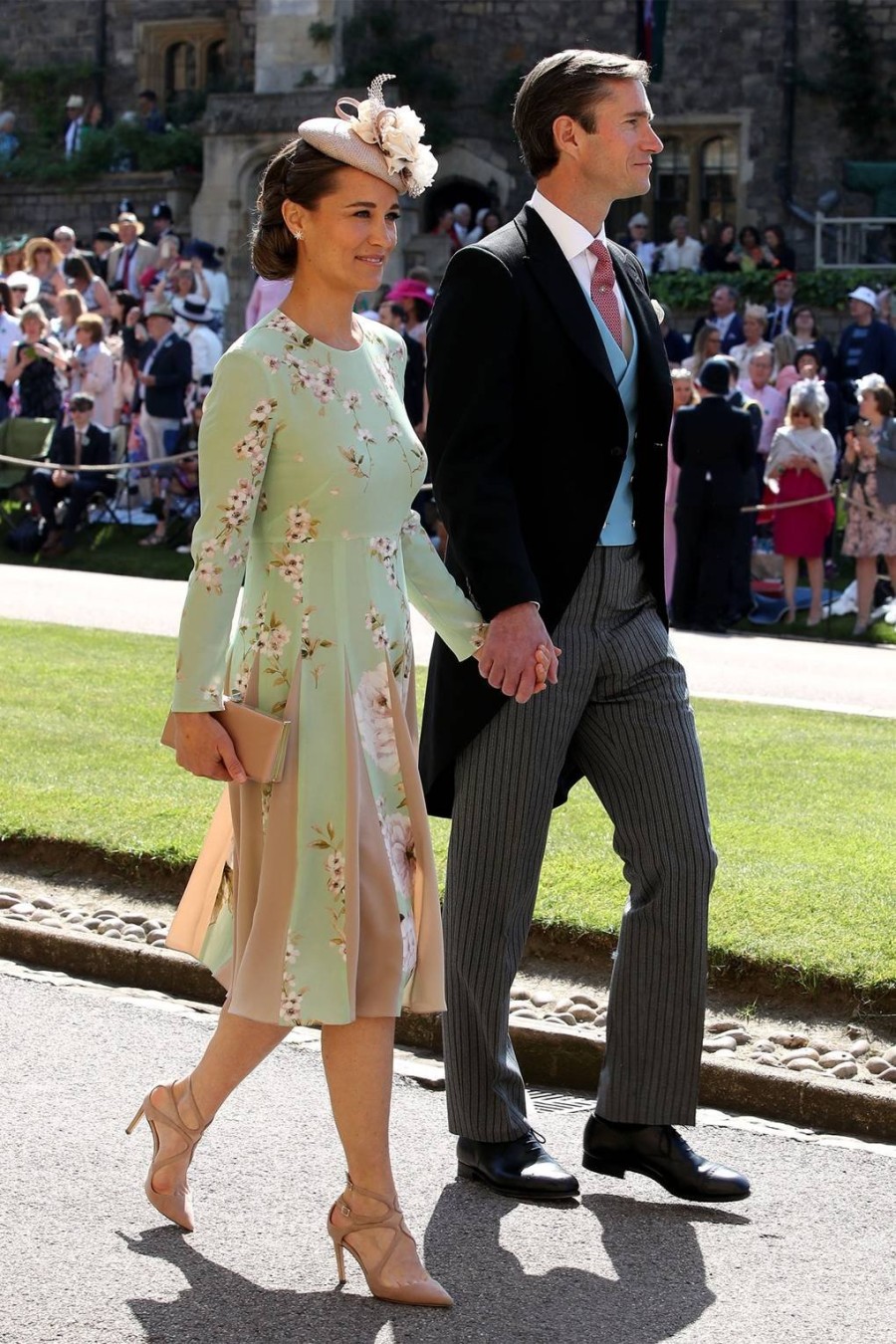 Ξεκίνησε ο λαμπερός γάμος του πρίγκιπα Harry και της Meghan Markle - Φωτογραφία 10