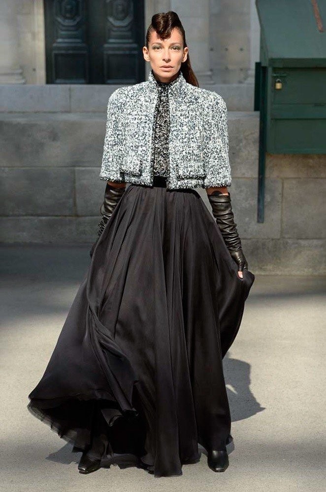 Chanel Haute Couture fashion show: Η δύναμη της απλότητας- Φωτογραφία 15