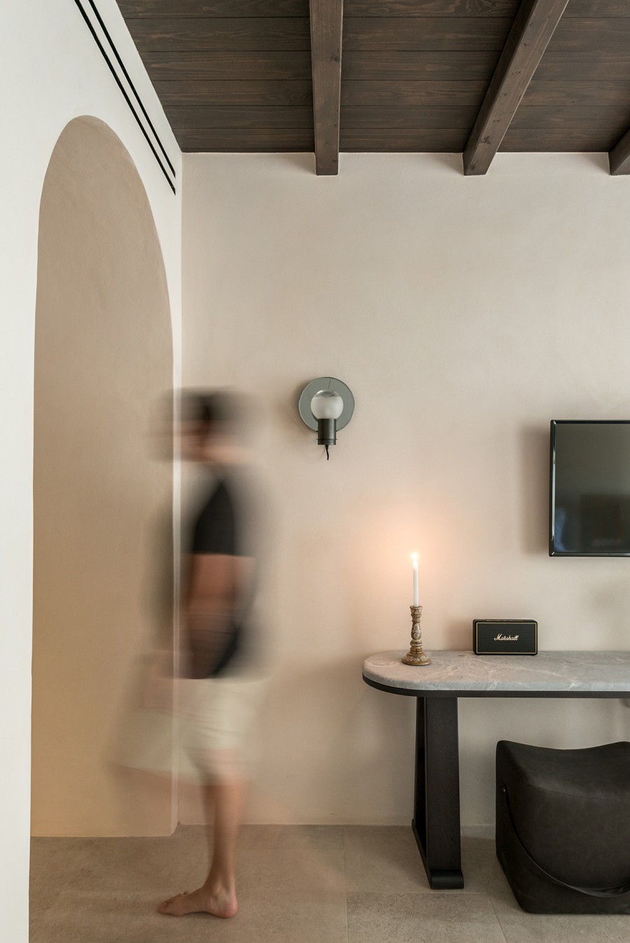 Οι αληθινές ιστορίες ανθρώπων εμπνέουν το νέο Ιstoria hotel στη Σαντορίνη- Φωτογραφία 8