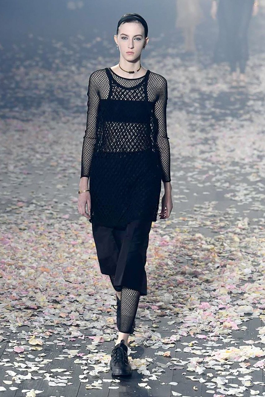 Το μαγευτικό Christian Dior show άνοιξε τη γαλλική εβδομάδα μόδας- Φωτογραφία 2