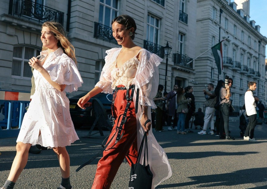 London Fashion Week: Οι αγαπημένες μας street style εμφανίσεις- Φωτογραφία 3