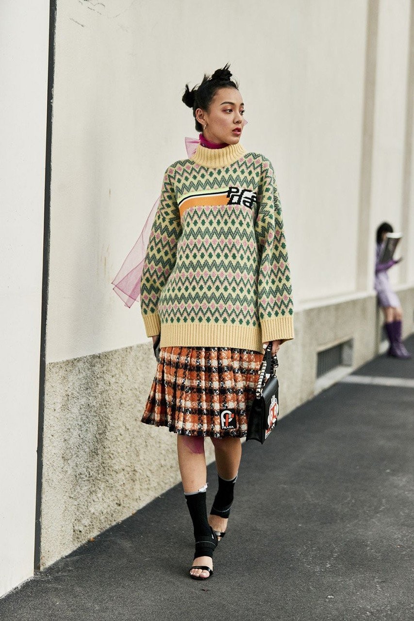 Τα πιο εντυπωσιακά looks από την εβδομάδα μόδας του Μιλάνου - Φωτογραφία 45