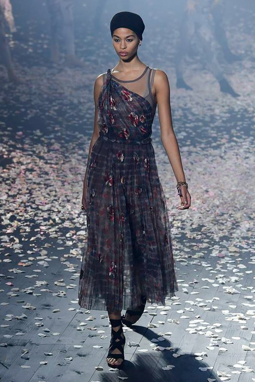 Το μαγευτικό Christian Dior show άνοιξε τη γαλλική εβδομάδα μόδας- Φωτογραφία 17