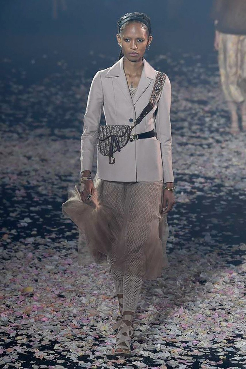 Το μαγευτικό Christian Dior show άνοιξε τη γαλλική εβδομάδα μόδας- Φωτογραφία 18