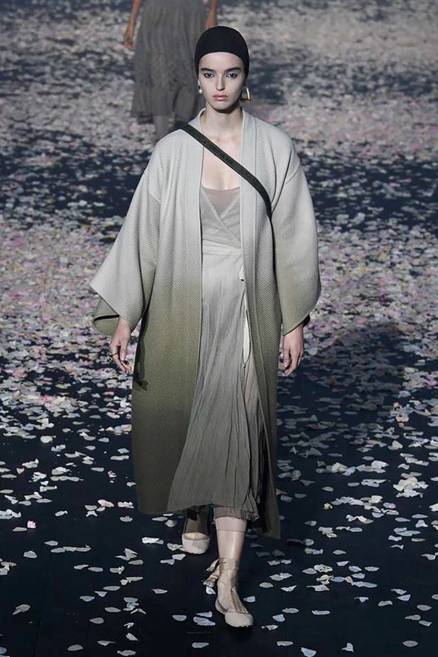 Το μαγευτικό Christian Dior show άνοιξε τη γαλλική εβδομάδα μόδας- Φωτογραφία 23