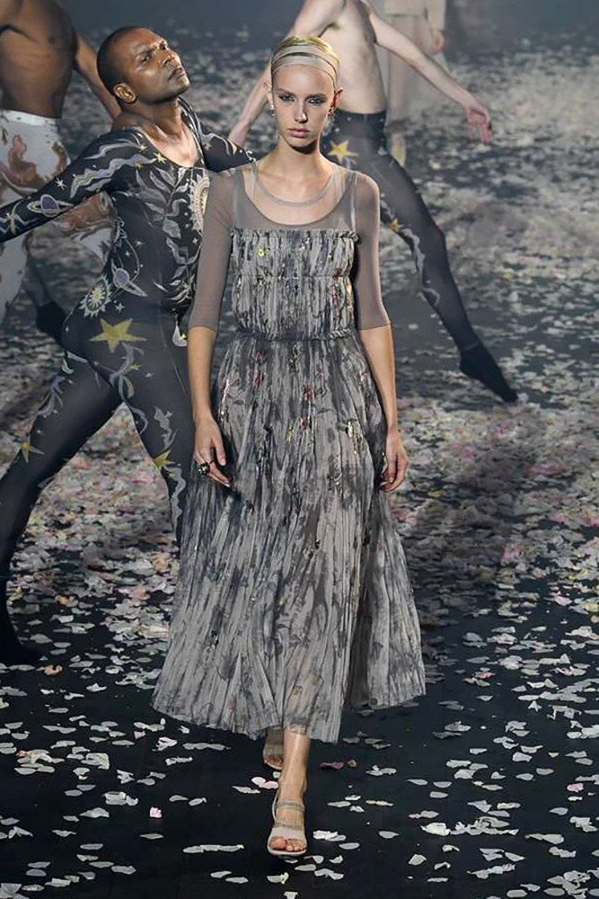 Το μαγευτικό Christian Dior show άνοιξε τη γαλλική εβδομάδα μόδας- Φωτογραφία 34