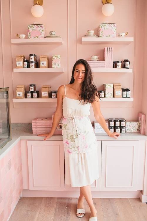 Δείτε ένα νέο ροζ cake shop στο Los Angeles που μοιάζει παραμυθένιο- Φωτογραφία 1