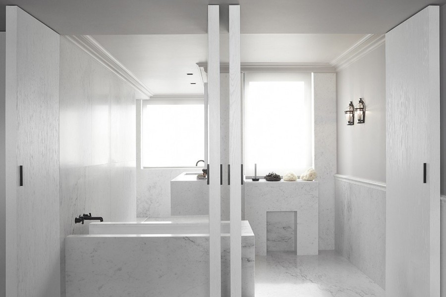 Ένα παριζιάνικο διαμέρισμα αναδεικνύει την υπέροχη κομψότητα του λευκού- Φωτογραφία 3