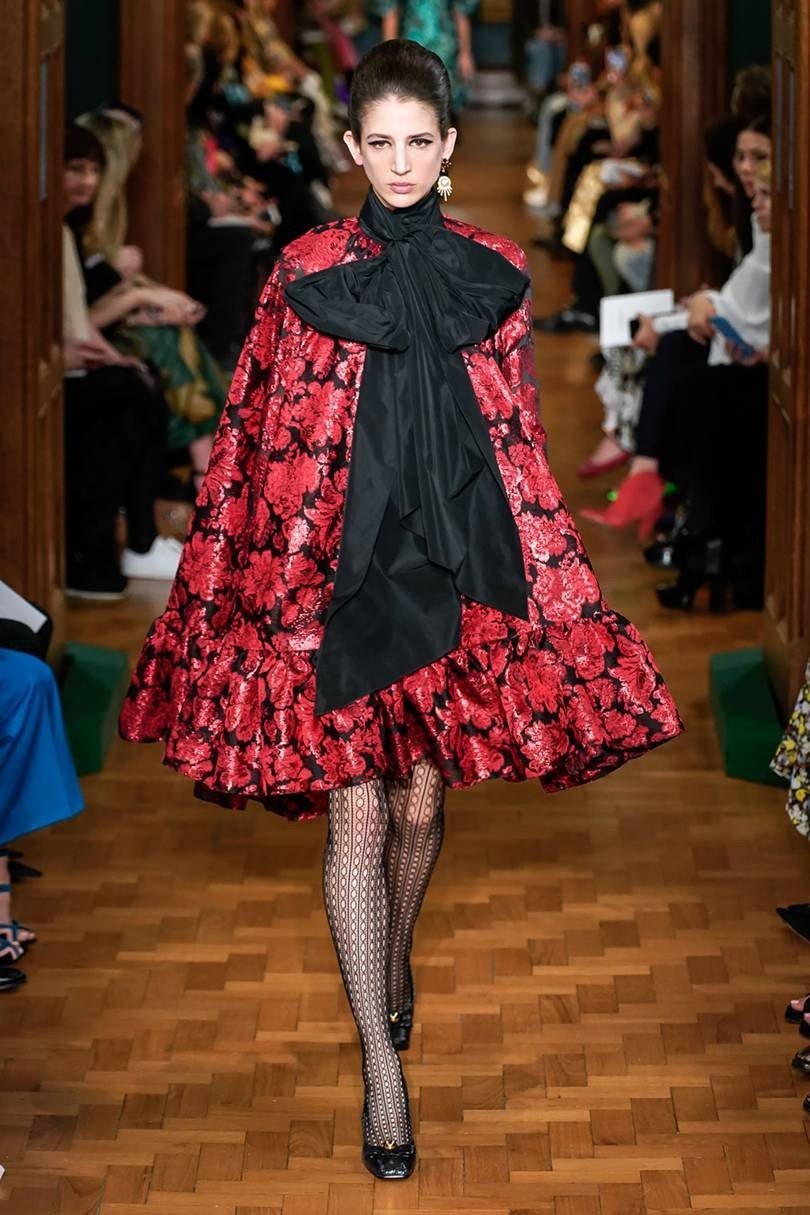 London Fashion Week: 4 εκθαμβωτικά catwalks που έκλεψαν τις εντυπώσεις- Φωτογραφία 8
