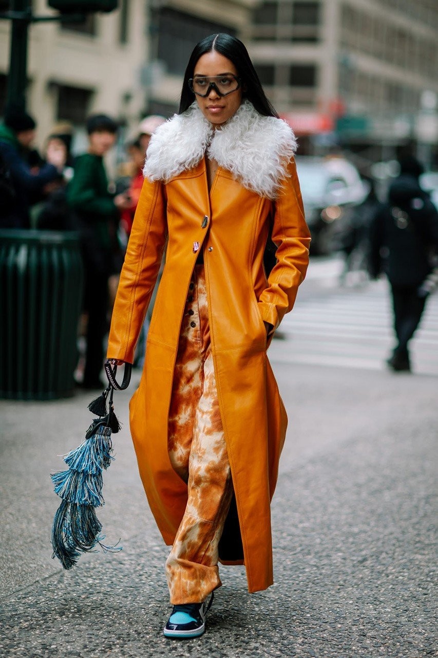 Street style looks από την Εβδομάδα Μόδας της Νέας Υόρκης- Φωτογραφία 80