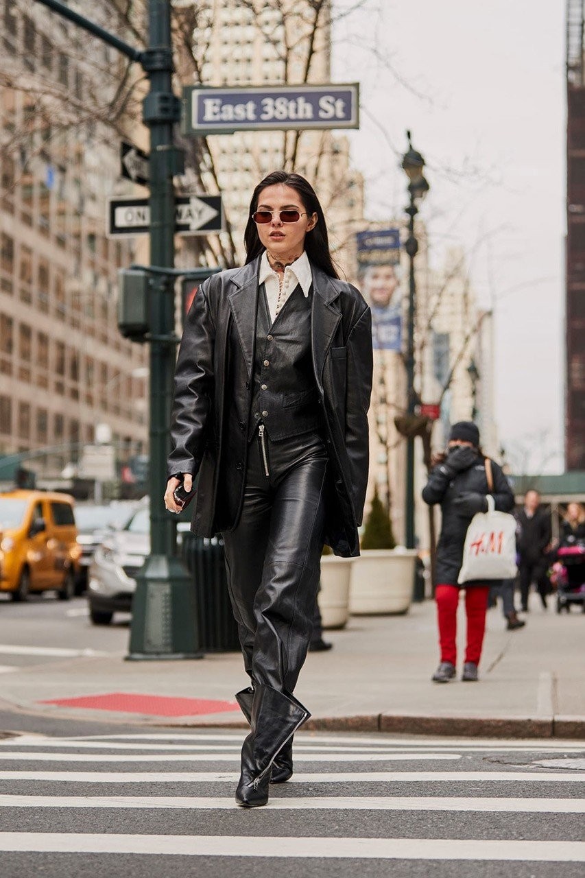 Street style looks από την Εβδομάδα Μόδας της Νέας Υόρκης- Φωτογραφία 85