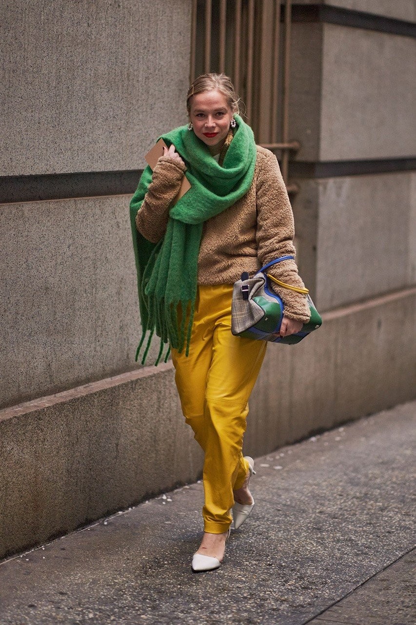 Street style looks από την Εβδομάδα Μόδας της Νέας Υόρκης- Φωτογραφία 100