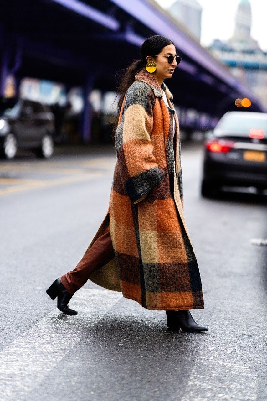 Street style looks από την Εβδομάδα Μόδας της Νέας Υόρκης- Φωτογραφία 17