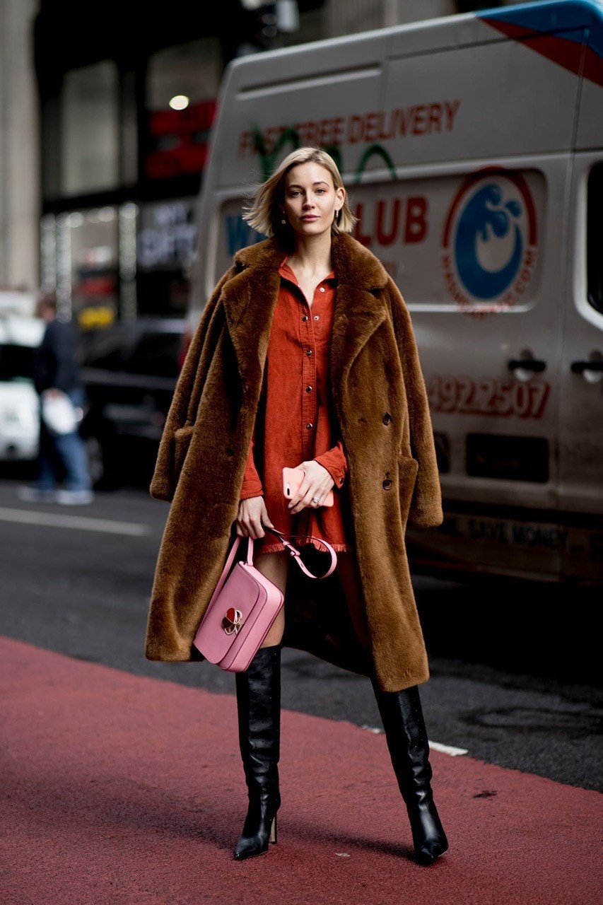 Street style looks από την Εβδομάδα Μόδας της Νέας Υόρκης- Φωτογραφία 39