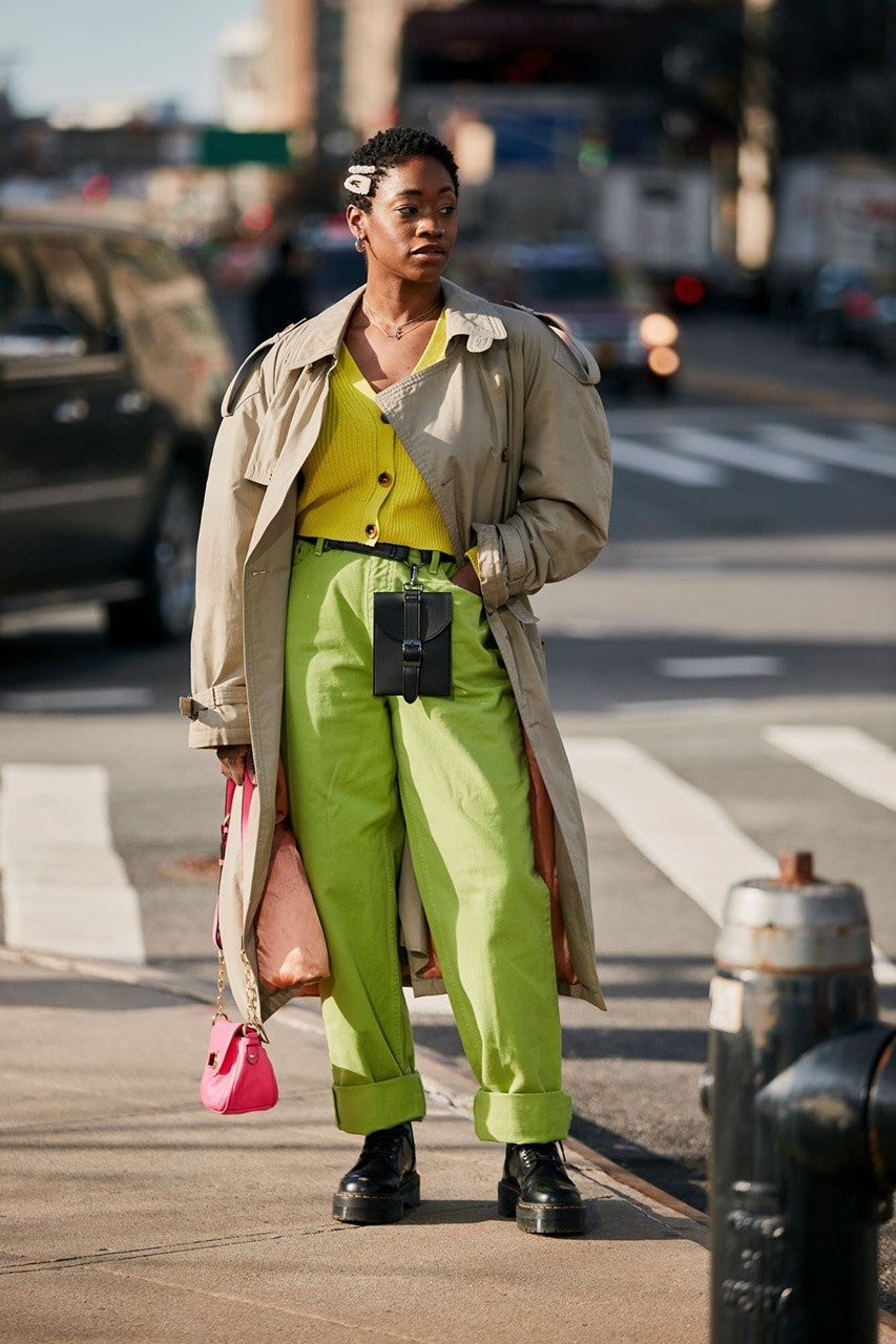 Street style looks από την Εβδομάδα Μόδας της Νέας Υόρκης- Φωτογραφία 46