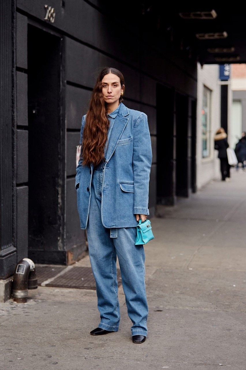 Street style looks από την Εβδομάδα Μόδας της Νέας Υόρκης- Φωτογραφία 75