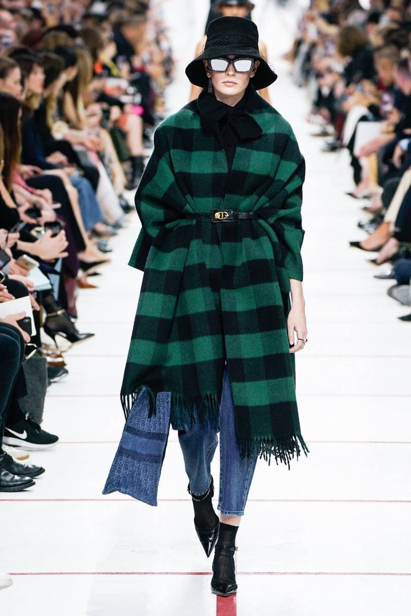 Paris Fashion Week: Δυναμική έναρξη με Christian Dior και Saint Laurent- Φωτογραφία 4