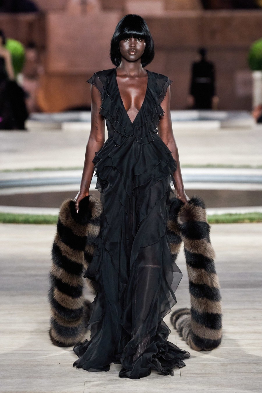Fendi Couture Fashion Show: Η πρώτη συλλογή υψηλής ραπτικής του οίκου μετά τον Karl Lagerfeld- Φωτογραφία 5