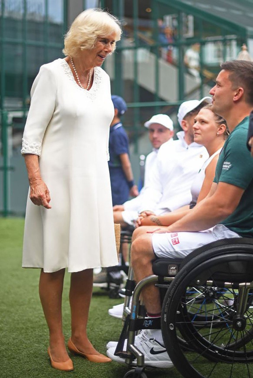 Οι πιο εντυπωσιακές εμφανίσεις από τις κερκίδες του Wimbledon- Φωτογραφία 13