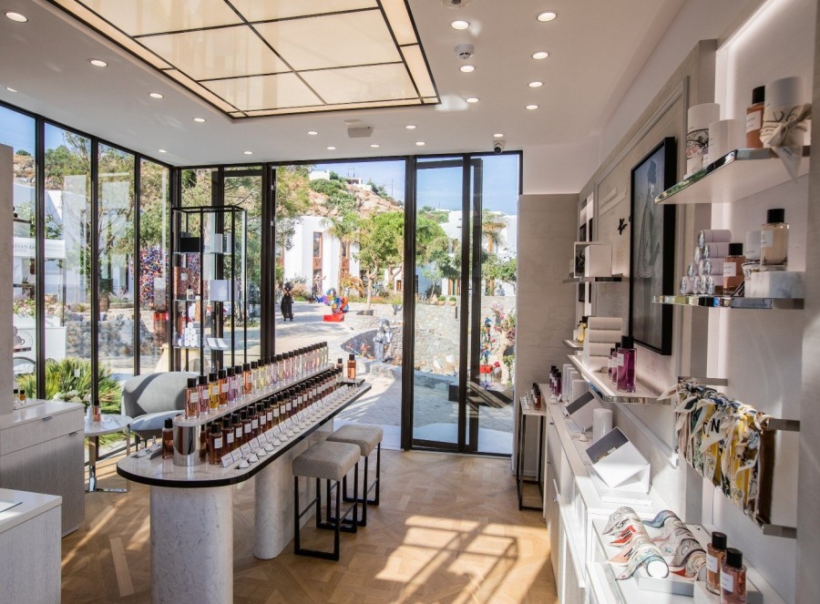 Το πρώτο pop-up store Maison Christian Dior παγκοσμίως άνοιξε στη Μύκονο- Φωτογραφία 1