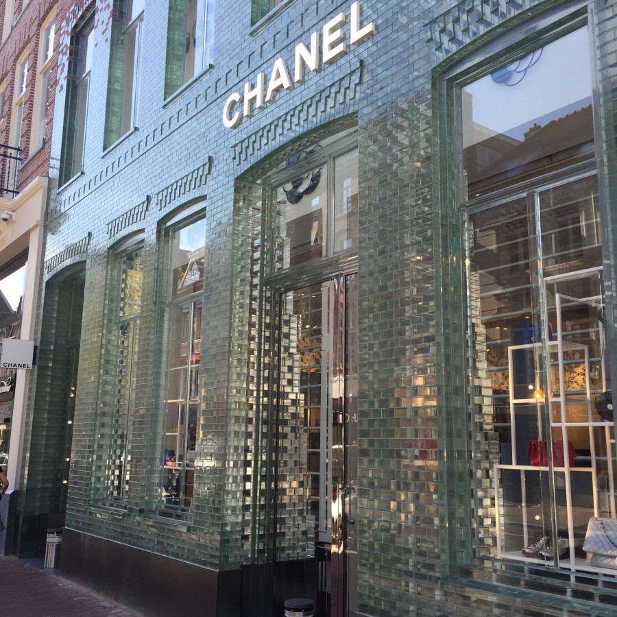 Η boutique της Chanel στο Άμστερνταμ είναι ένα αριστούργημα αρχιτεκτονικής - Φωτογραφία 1