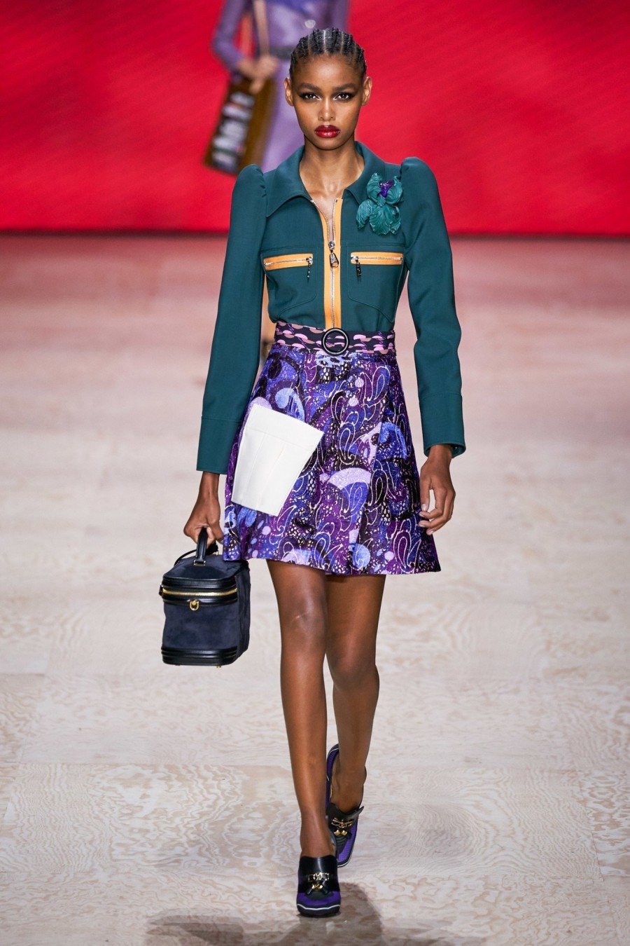 To Paris Fashion Week ρίχνει αυλαία με τον οίκο Louis Vuitton να υμνεί την Belle Époque - Φωτογραφία 1