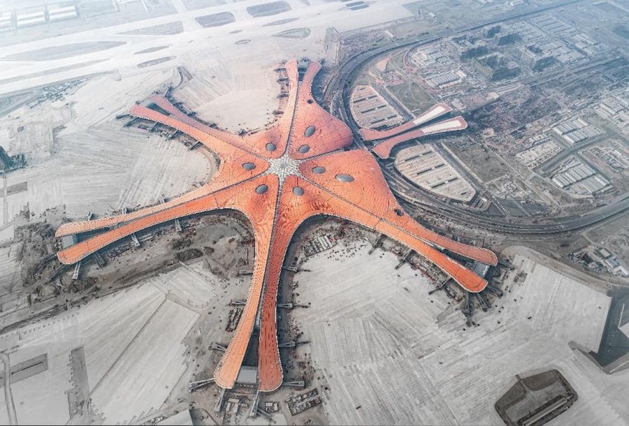 To ολοκαίνουριο αεροδρόμιο του Πεκίνου είναι πέρα από κάθε φαντασία- Φωτογραφία 22