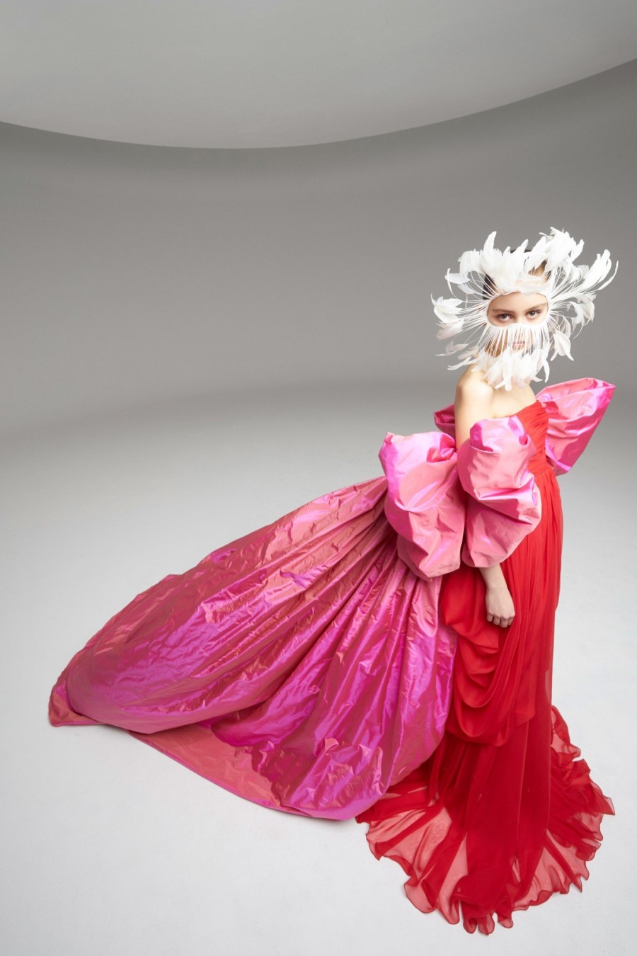 Paris Haute Couture Report: Εντυπωσίασαν Chanel και Giambattista Valli με τις τελευταίες συλλογές τους - Φωτογραφία 3