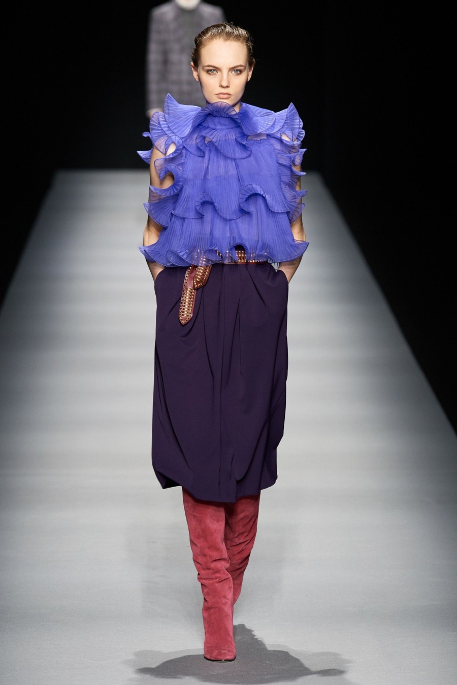 Milan Fashion Week: Δίχασε ο οίκος Gucci ενώ η Max Mara εντυπωσίασε με τις Bella Hadid & Kaia Gerber στην πασαρέλα - Φωτογραφία 8
