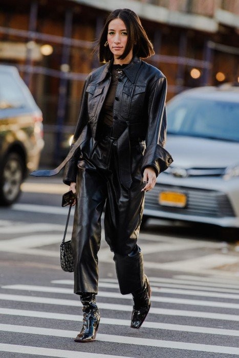 Εμπνευστείτε από τις απόλυτες street style εμφανίσεις που κυριάρχησαν στην Εβδομάδα Μόδας της Νέας Υόρκης - Φωτογραφία 14
