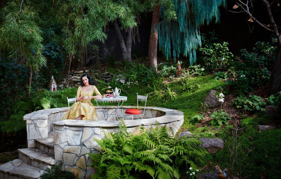 Μια ματιά στο εξωπραγματικό και one-of-a-kind σπίτι της Dita Von Teese στο Los Angeles- Φωτογραφία 5